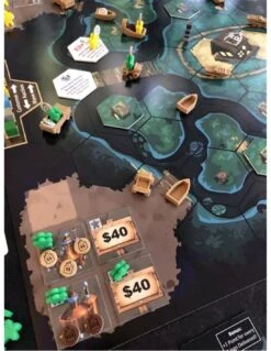 Alternative view of Moonshine Empire (Beschadigd)